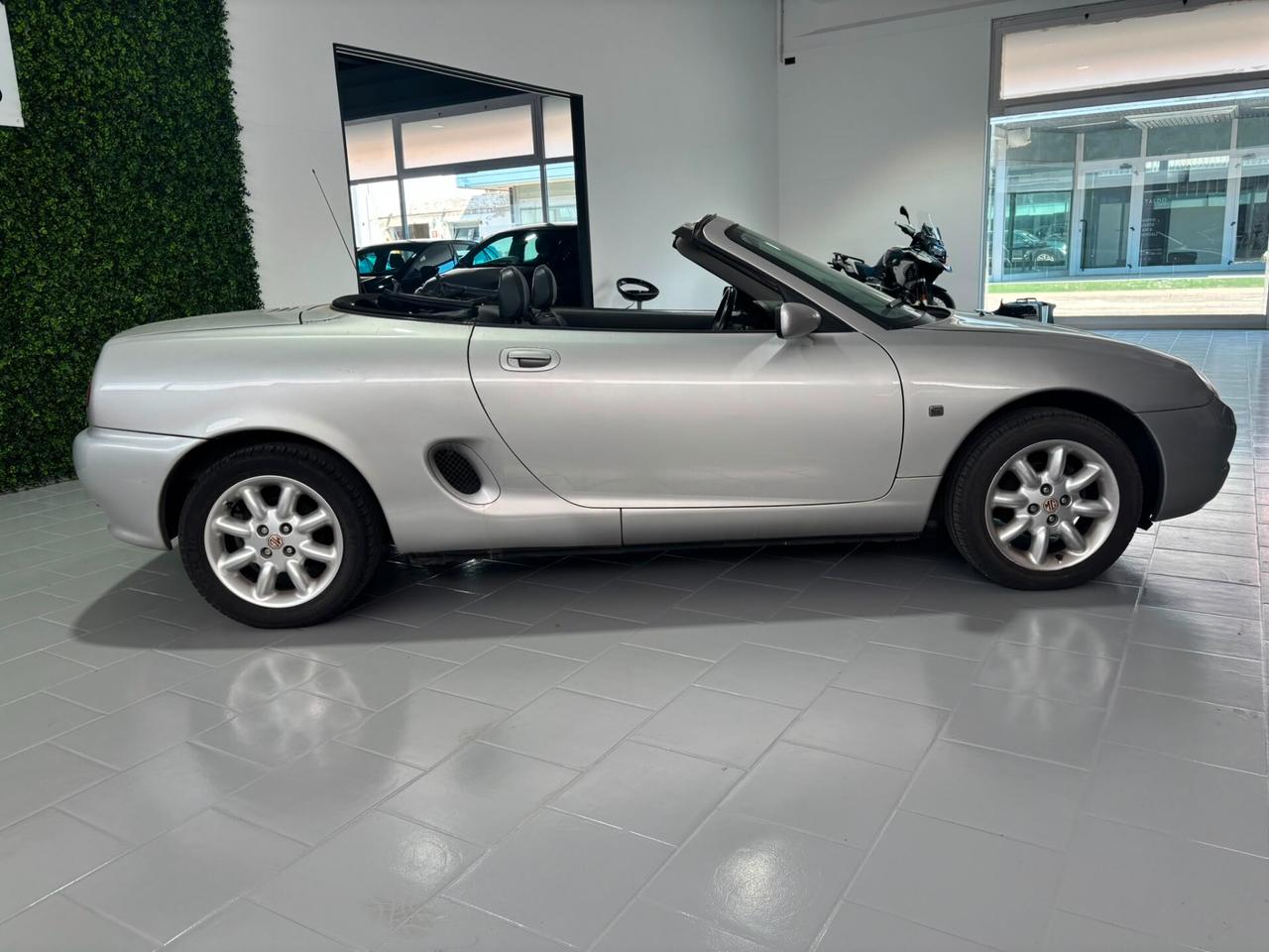Mg MGF 1.8i cat