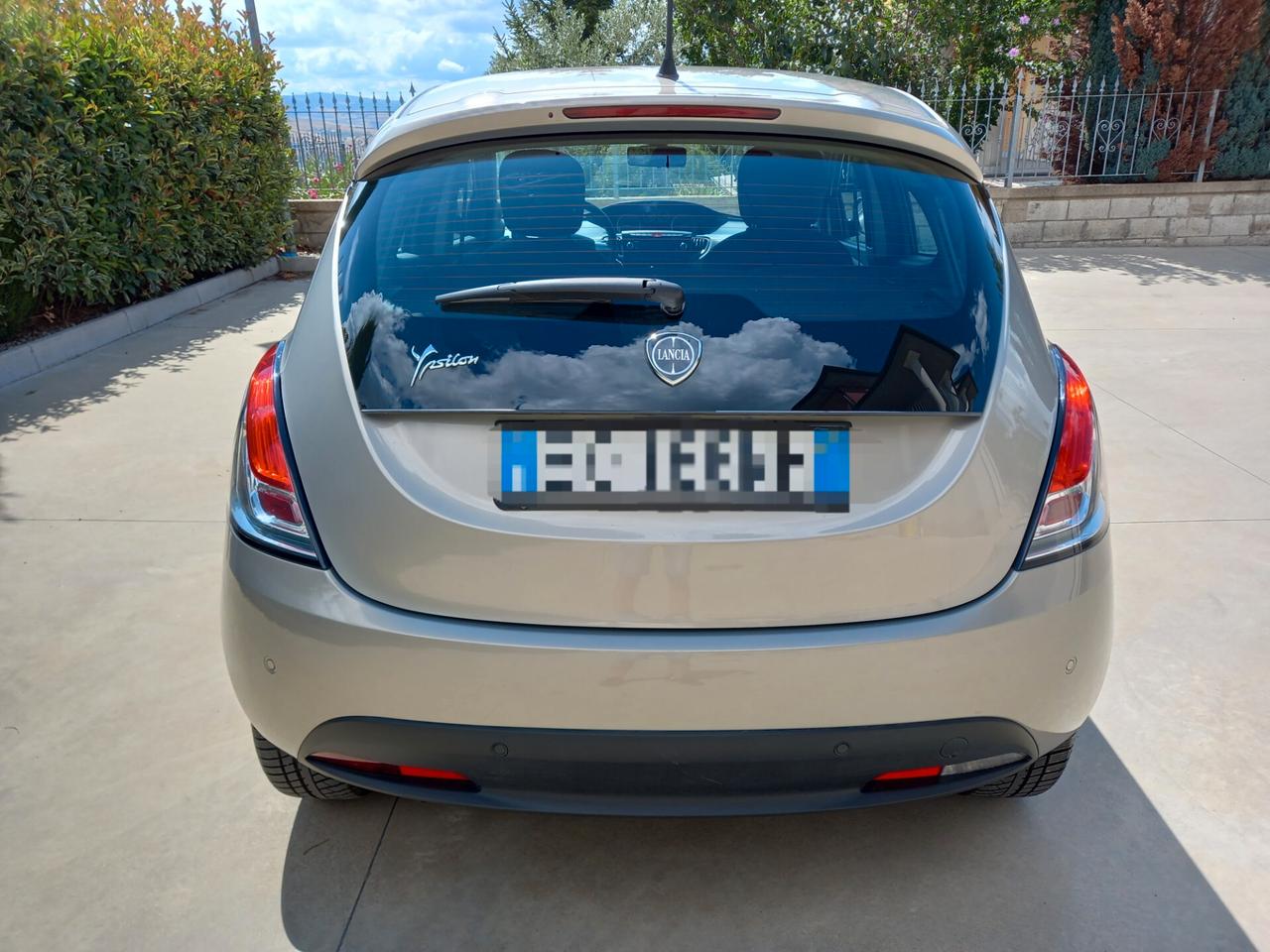 Lancia Ypsilon 1.2 69 CV SOLO 30000 KM !!!