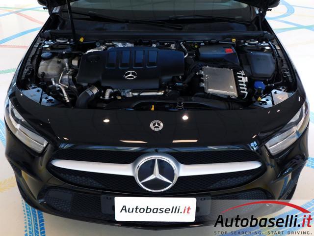 MERCEDES-BENZ A 180 D AUTOMATIC 8G-DCT 'UNICO PROPRIETARIO'