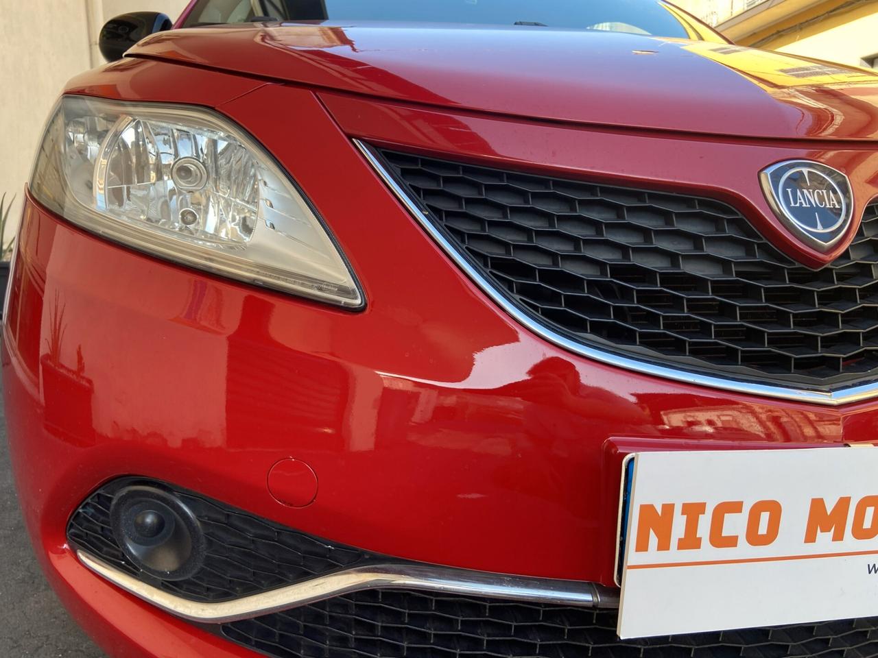 Lancia Ypsilon 1.3 MJT 16V 95 CV 5 porte S&S Silver