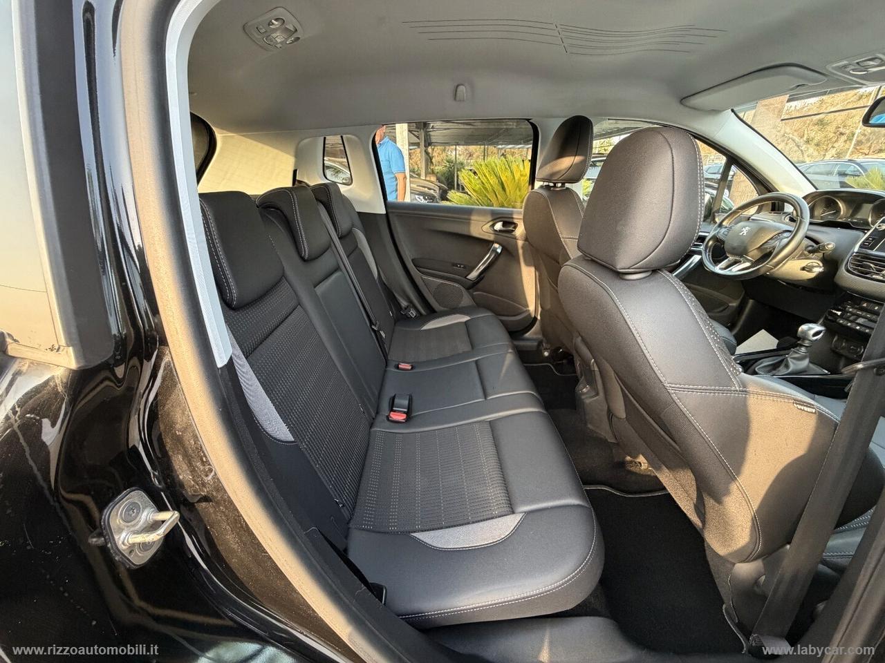 Peugeot 2008 1.5BlueHDi 120 S&S Allure Navi Led