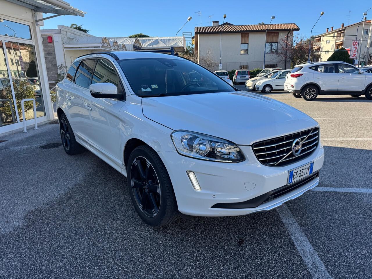 Volvo XC 60 XC60 D3 R-design Momentum