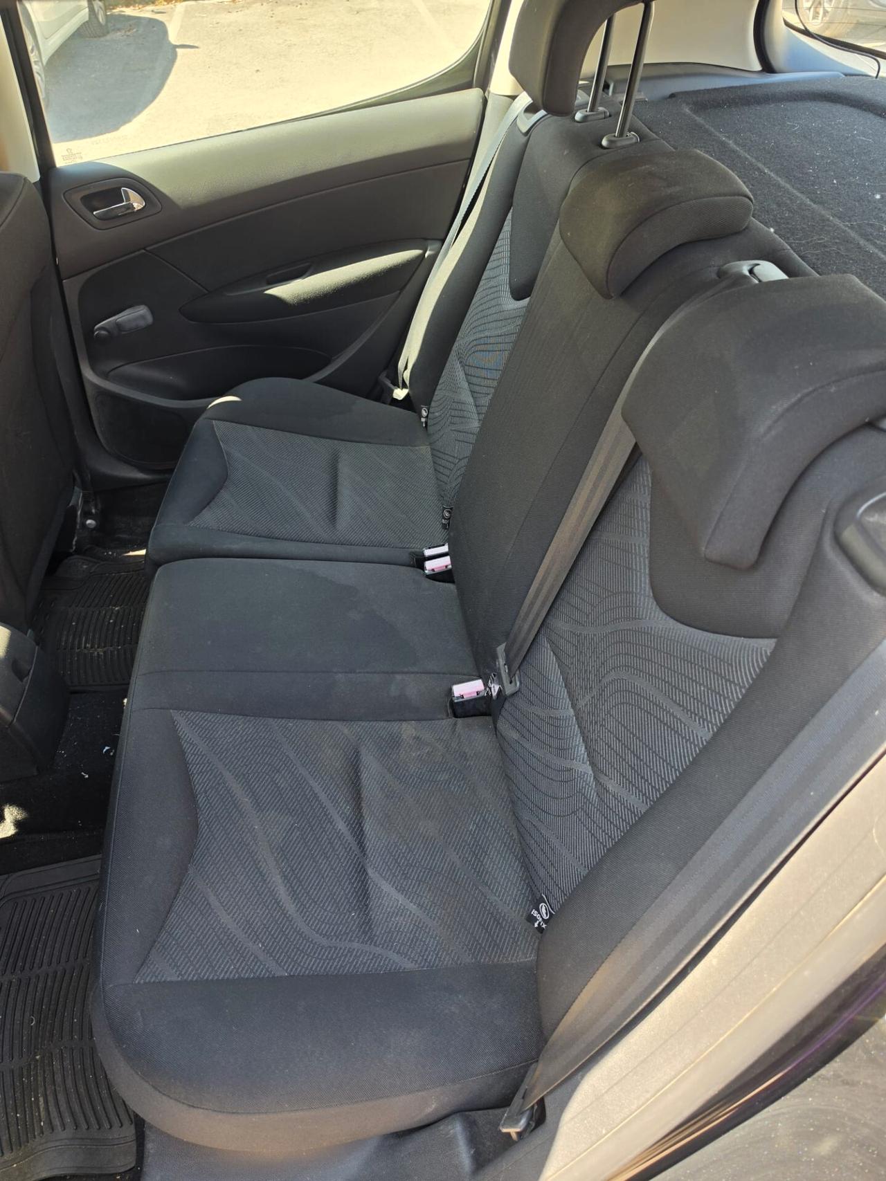 Peugeot 308 1.6 8V HDi 93CV 5p. Access