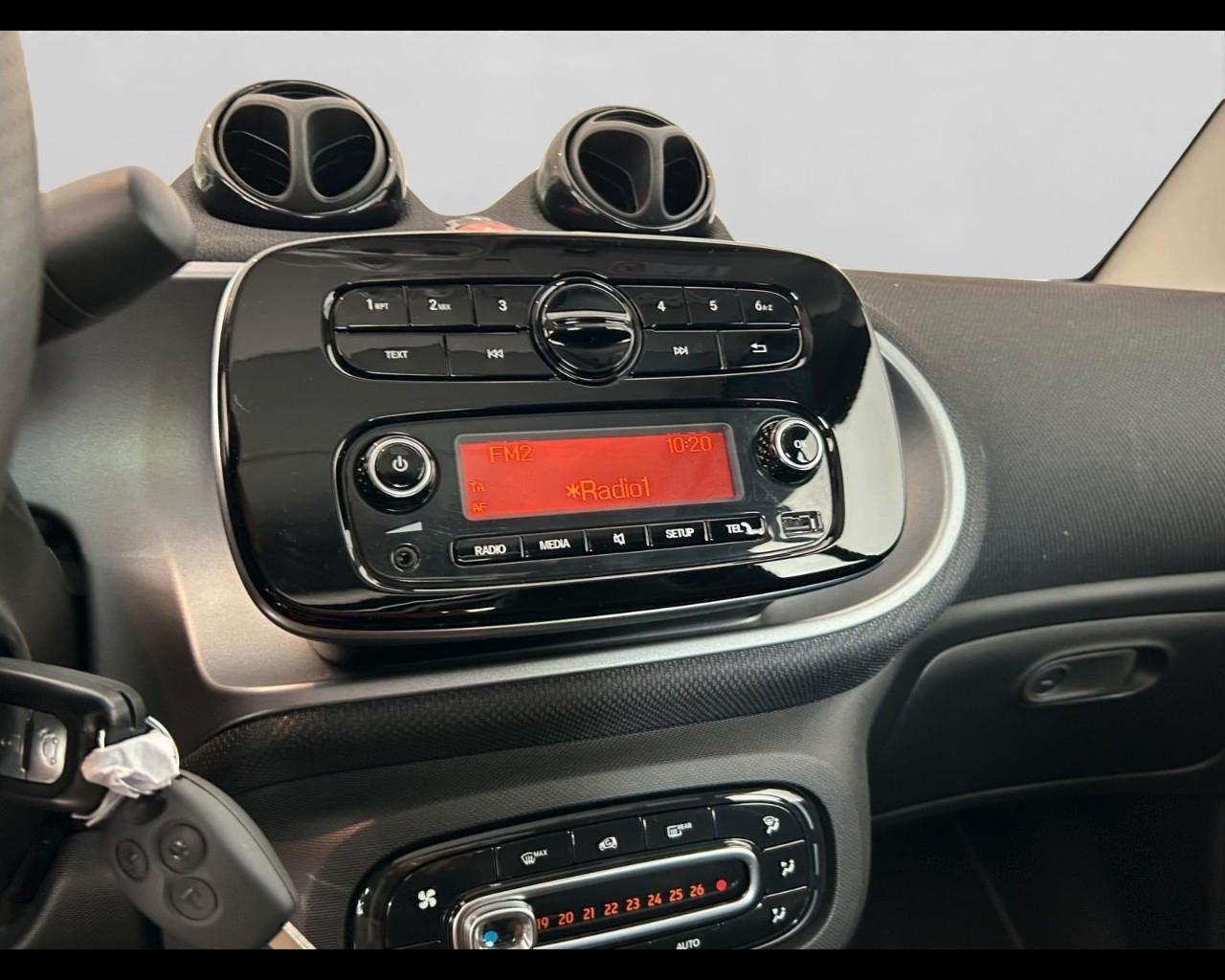 SMART SMART FORTWO 2019 BENZINA - FORTWO 0.9 TURBO PRIME CABRIO TWINNAMIC MY19