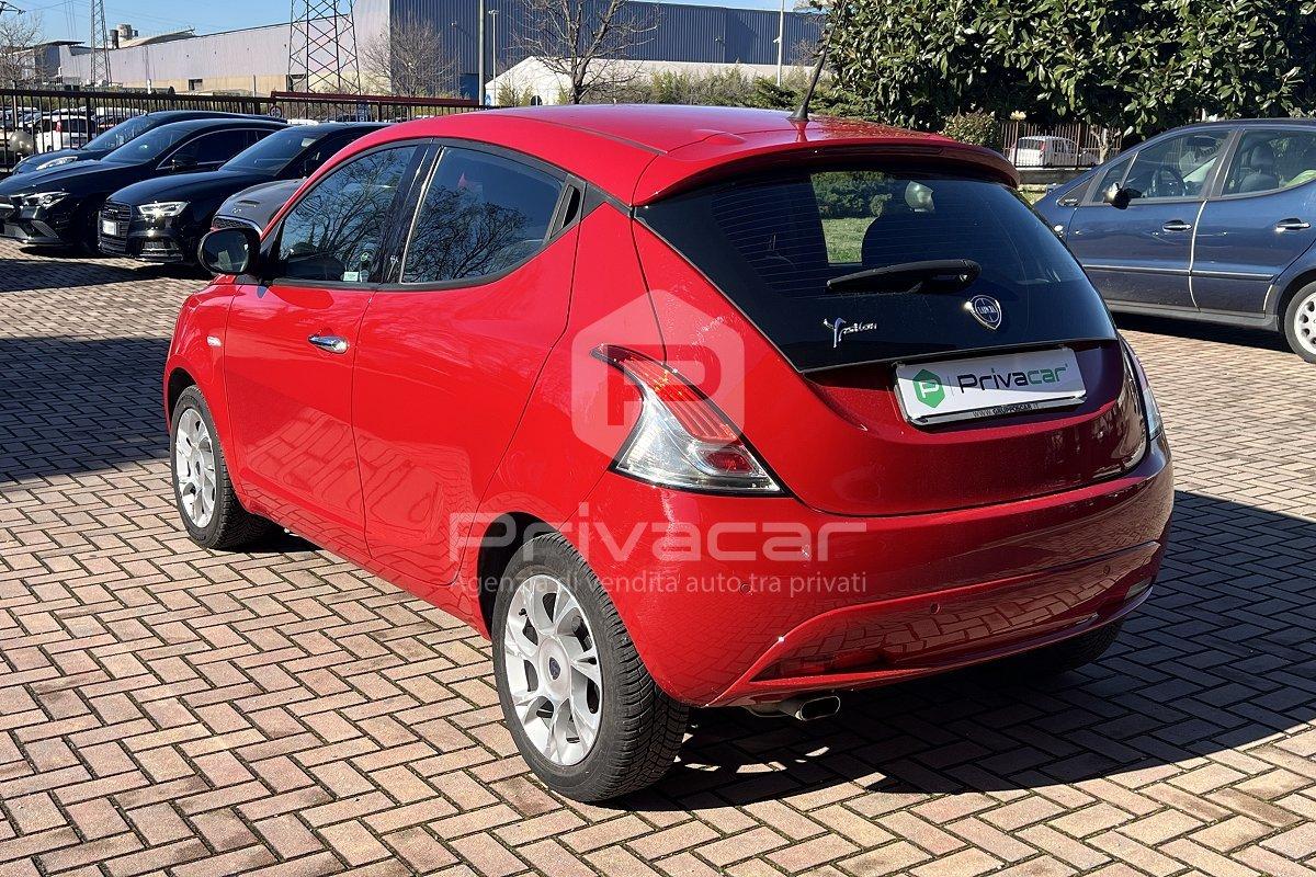 LANCIA Ypsilon 1.2 69 CV 5 porte Gold