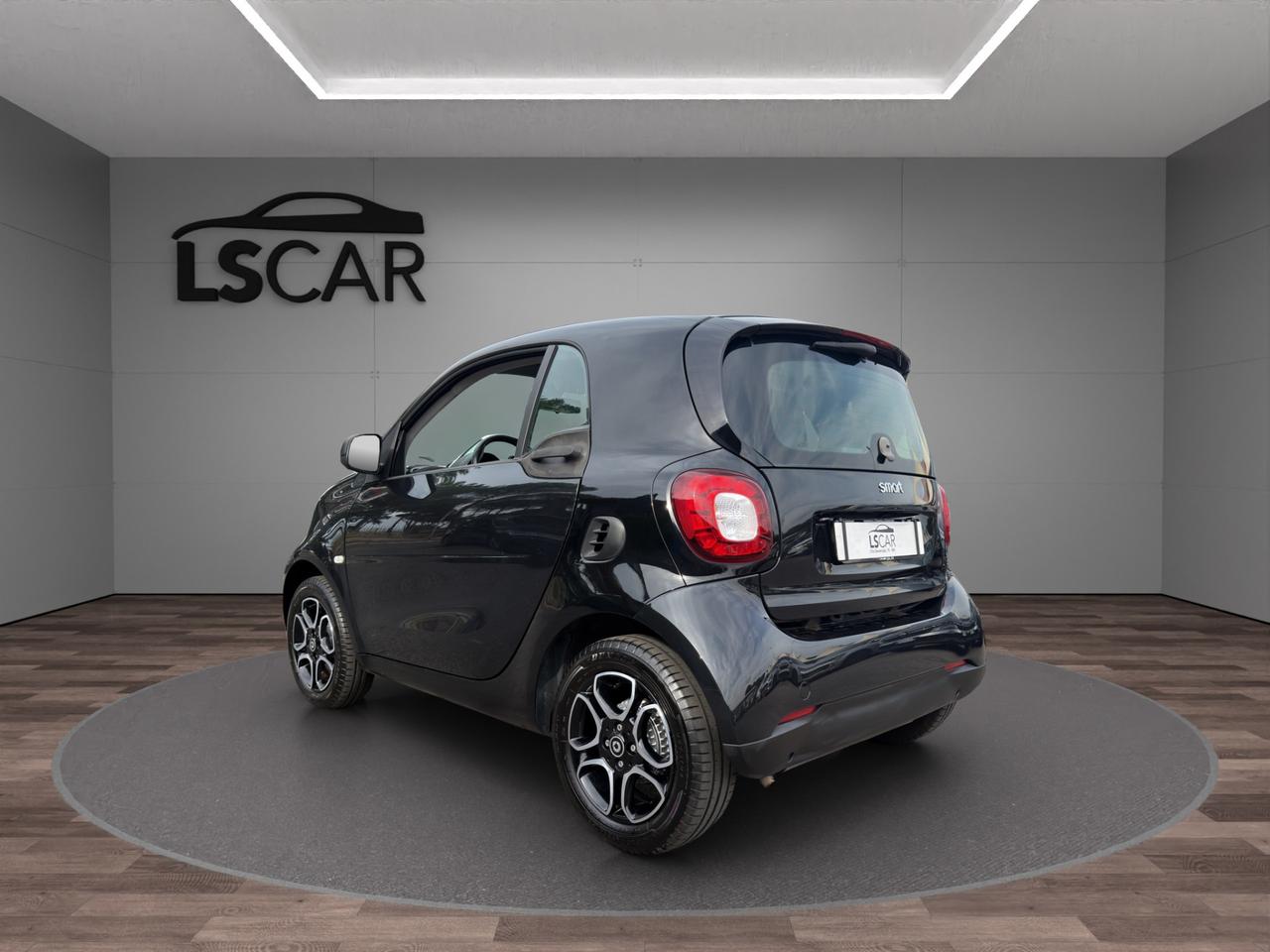 Smart fortwo coupe Fortwo 1.0 Passion 71cv - Unipro - Promo FInanziamento - Sedili riscaldabili - Tetto panoramico - Bracciolo
