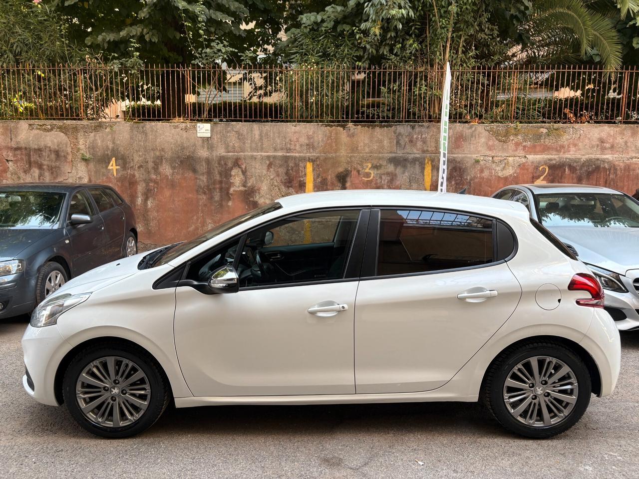 Peugeot 208 1.6 BlueHdi Allure 75cv - EURO6