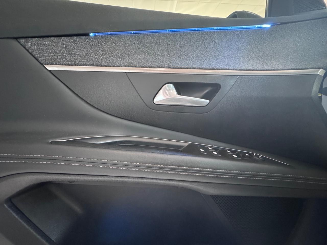 PEUGEOT 3008 MY2019 1.5 HDI 130CV AUTOMATICA CROSSWAY