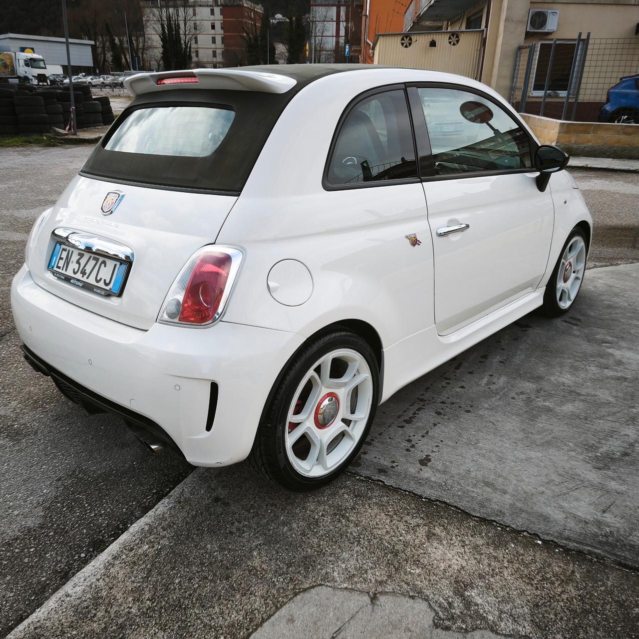Abarth 500 C 1.4 Turbo T-Jet