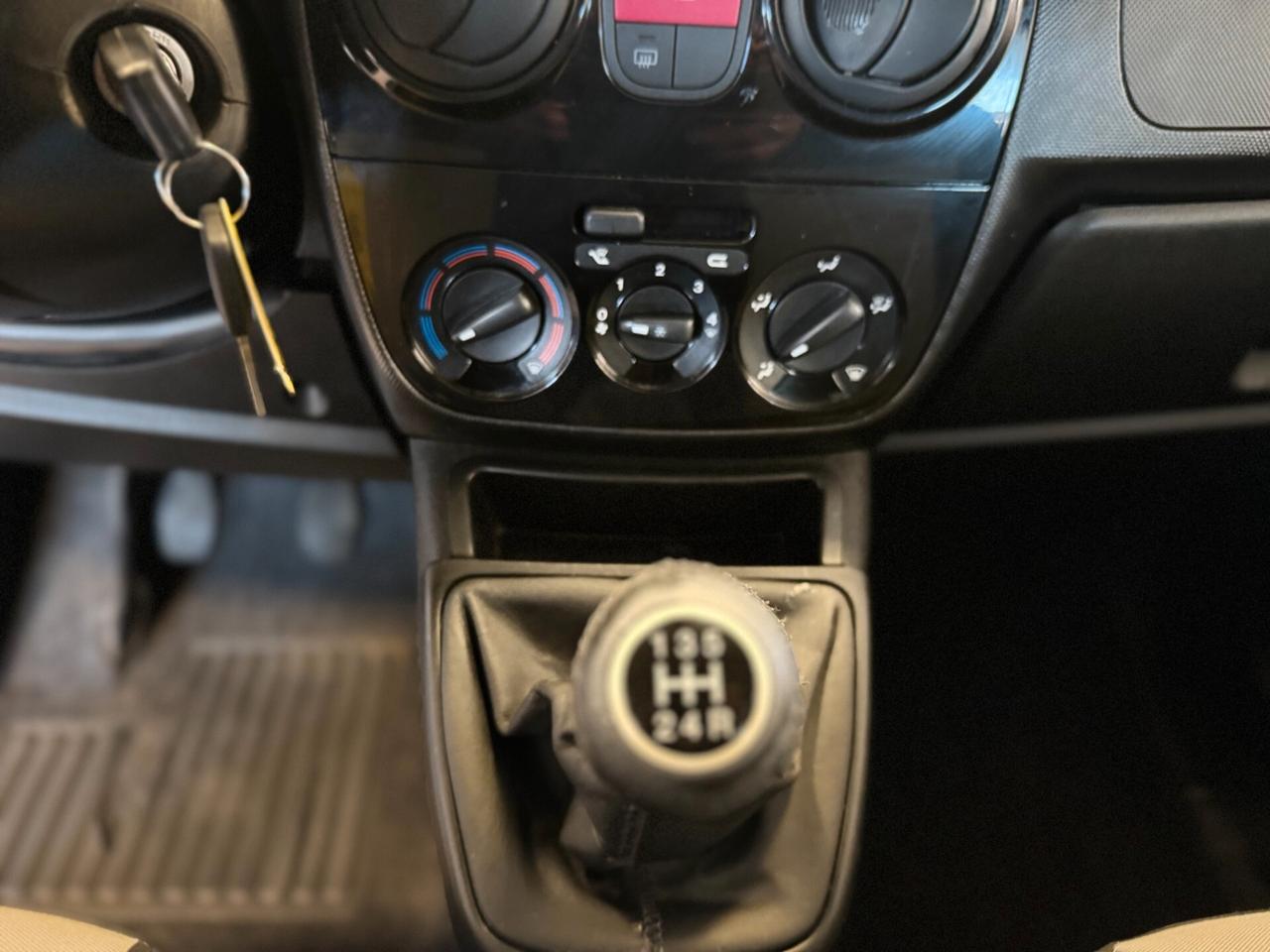 Fiat Qubo 1.3 MJT 80 CV Trekking
