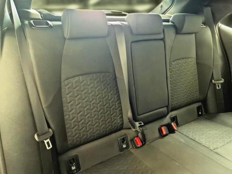 Toyota Corolla 1.8h Active cvt
