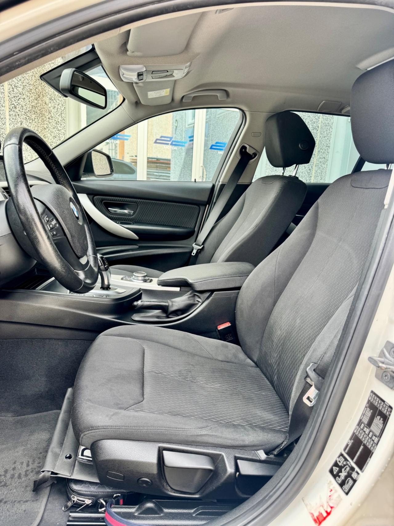 Bmw 320 320d xDrive Touring Business Advantage