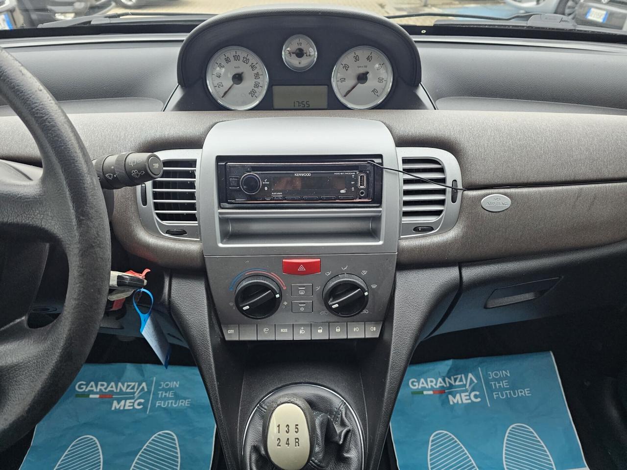 Lancia Ypsilon 1.2 69 CV Argento