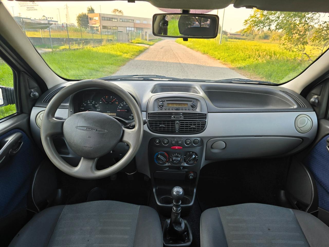 FIAT PUNTO 1.2 BENZINA NEOPATENTATI