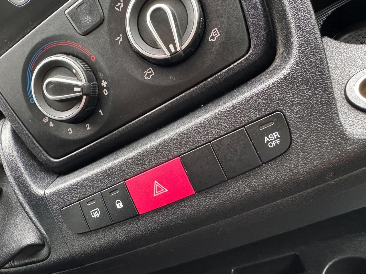 Peugeot Boxer 2.2 HDI 140CV 33 MH2 TETTO E PASSO MEDIO