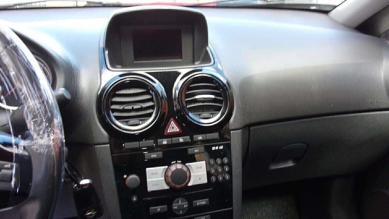 Opel Corsa 1.2 85CV 5 porte GPL-TECH Edition