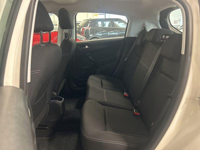 Peugeot 208 5P 1.2 PURETECH ALLURE S&S 82CV NEOPATENTATI