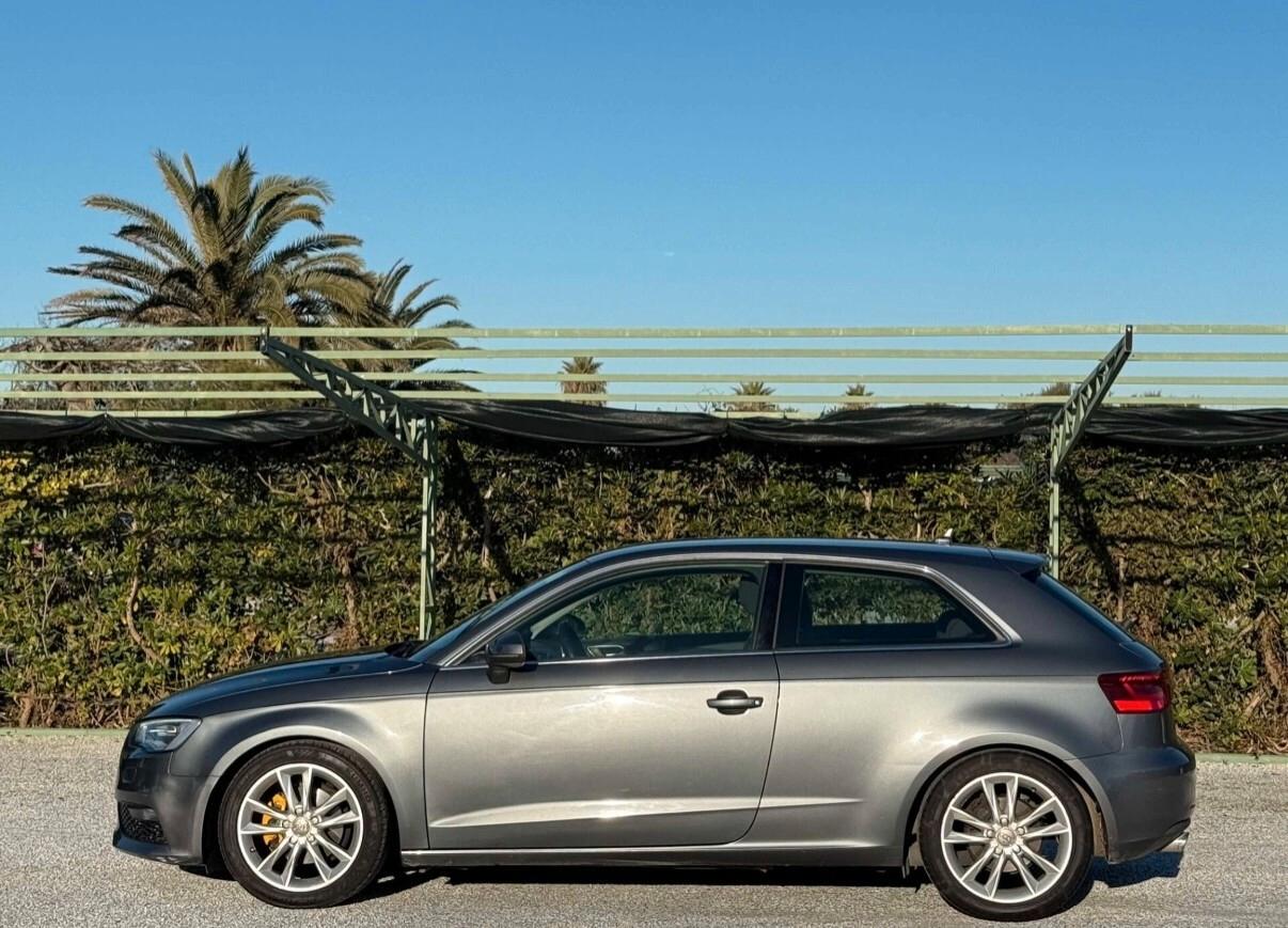 Audi A3 Sedan 1.6 TDI ultra Attraction