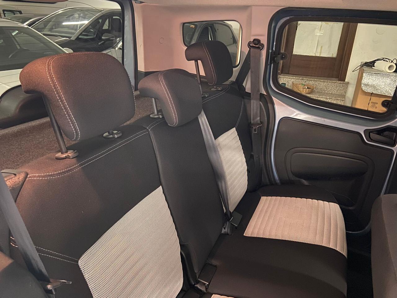 Fiat Qubo 1.3 MJT 75 CV Trekking