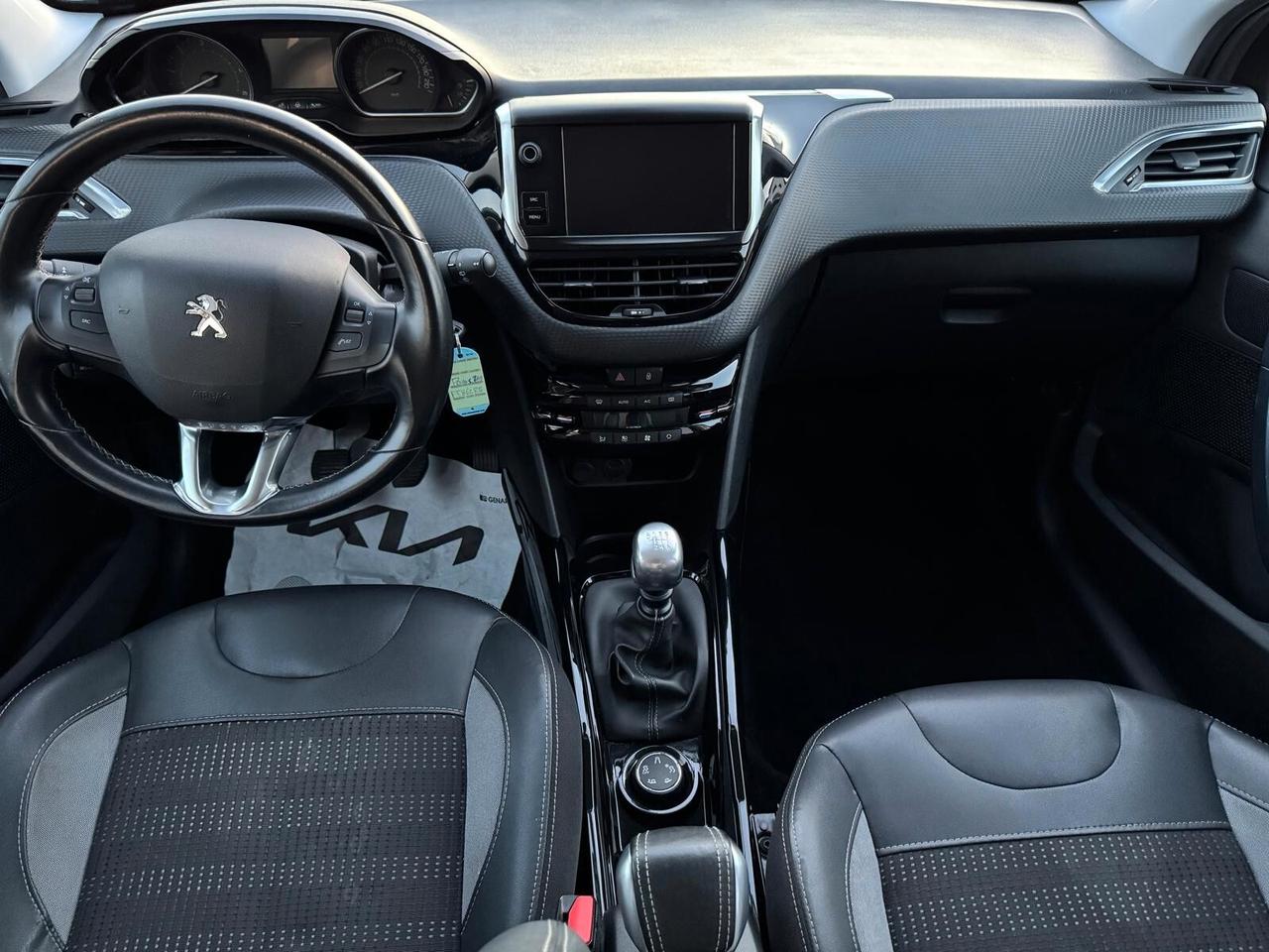 Peugeot 2008 BlueHDi 100 S&S Allure