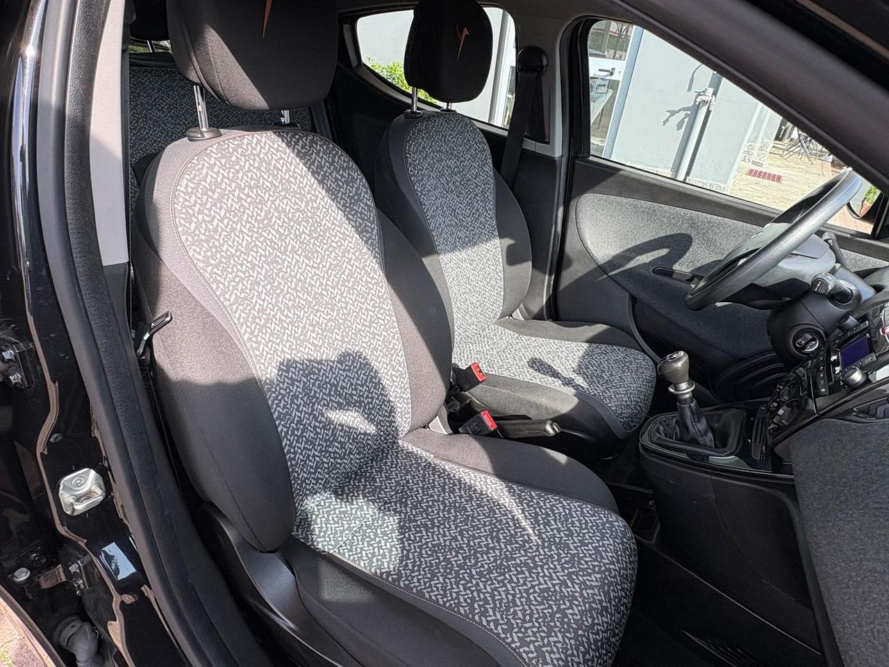 Lancia Ypsilon Black Noir 1.2 #10441