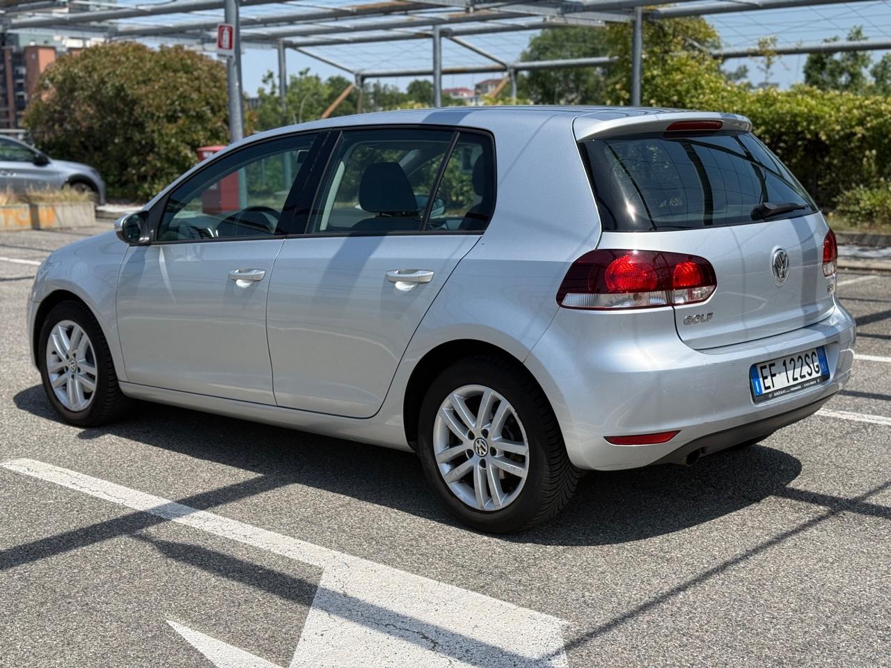 Volkswagen Golf 1.6 TDI DPF 5p. Highline
