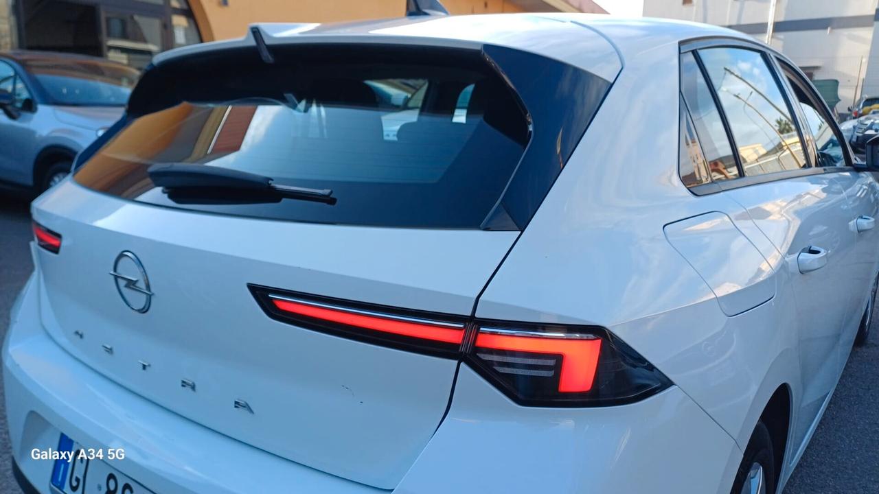 Opel Astra 1.5 Turbo Diesel 130 CV Edition