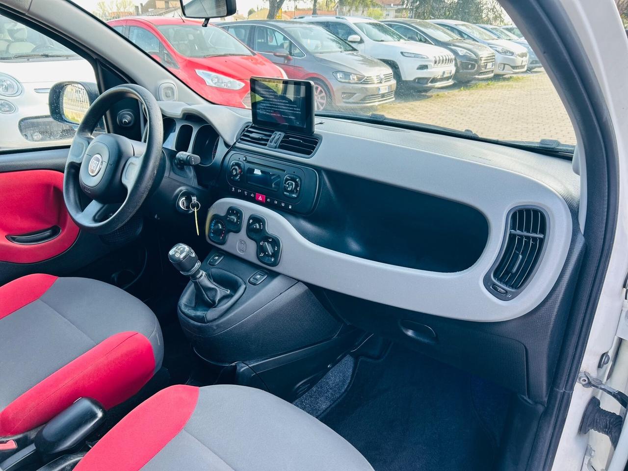 Fiat Panda 0.9 TwinAir Turbo Natural Power Lounge