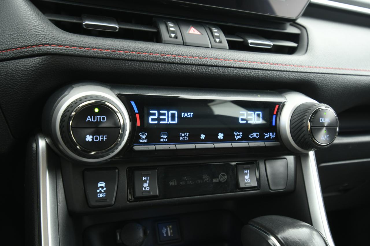 TOYOTA Rav4 2.5 vvt-ie phev More Dynamic awd-i e-cvt CAMERA+ACC