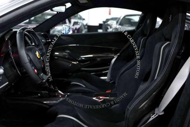 Ferrari 488 PISTA|FULL CARBON PACK|LIFT SYST|RACING SEAT|APPLE