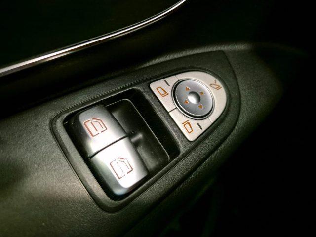 MERCEDES-BENZ Vito 2.2 116 CDI Tourer ExtraLong - 9 POSTI - Salottino