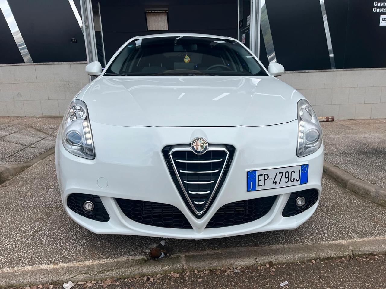 Alfa Romeo Giulietta 1.6 JTDm-2 105 CV Distinctive
