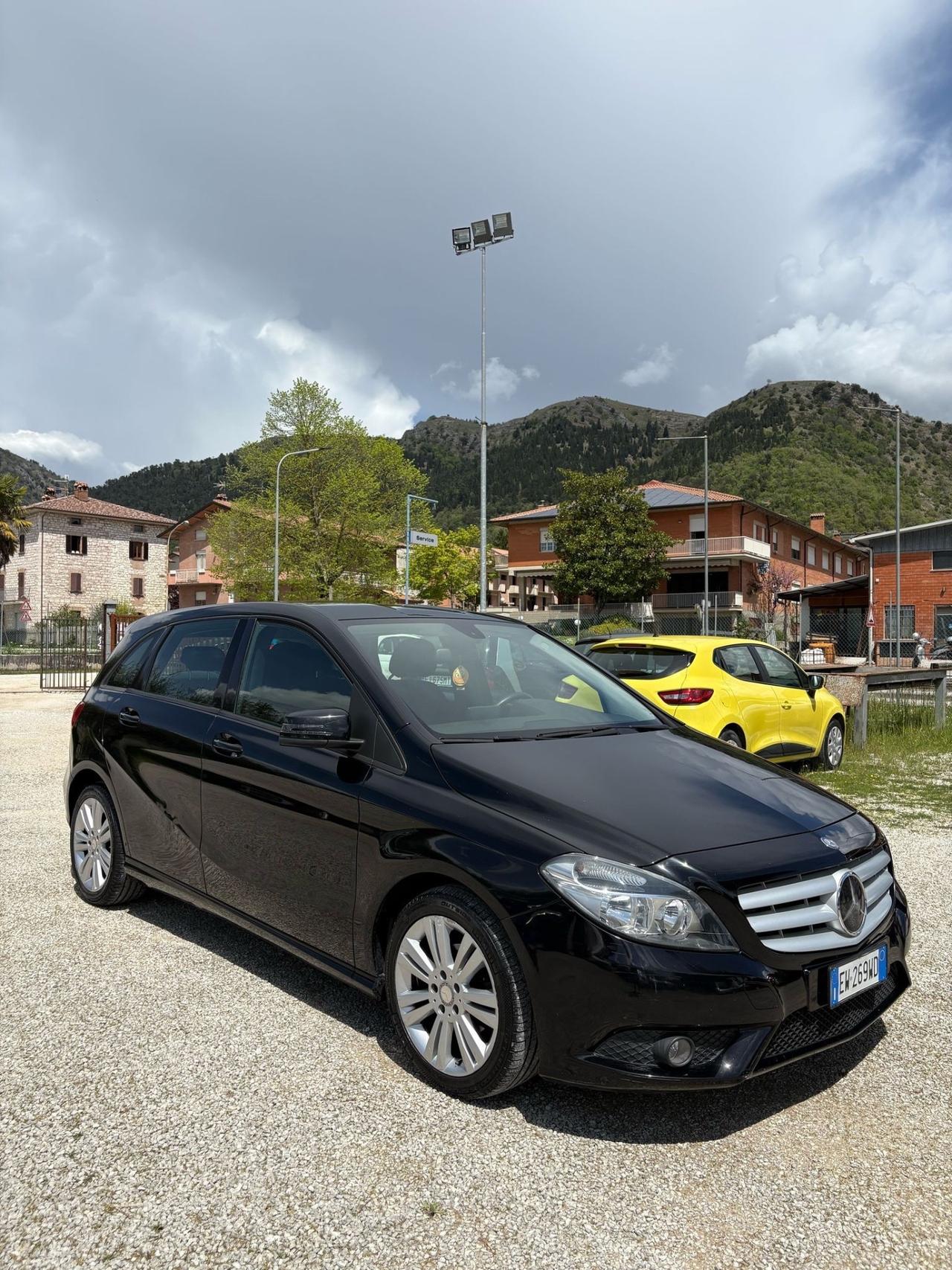 Mercedes B180 diesel AUTOMATICA PERFETTA