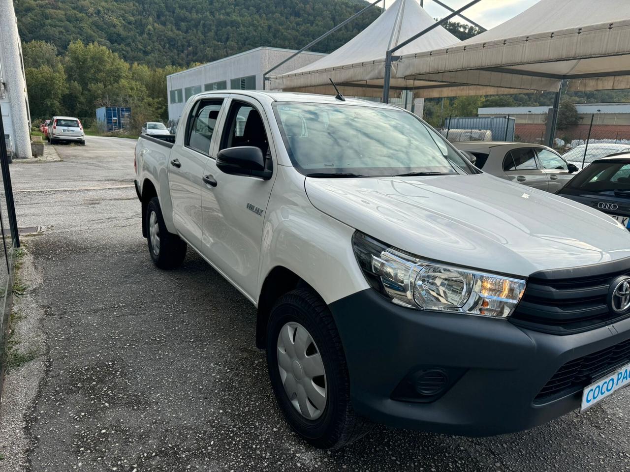 Toyota Hilux 2.4 D-4D 4WD 4 porte Double Cab Comfort