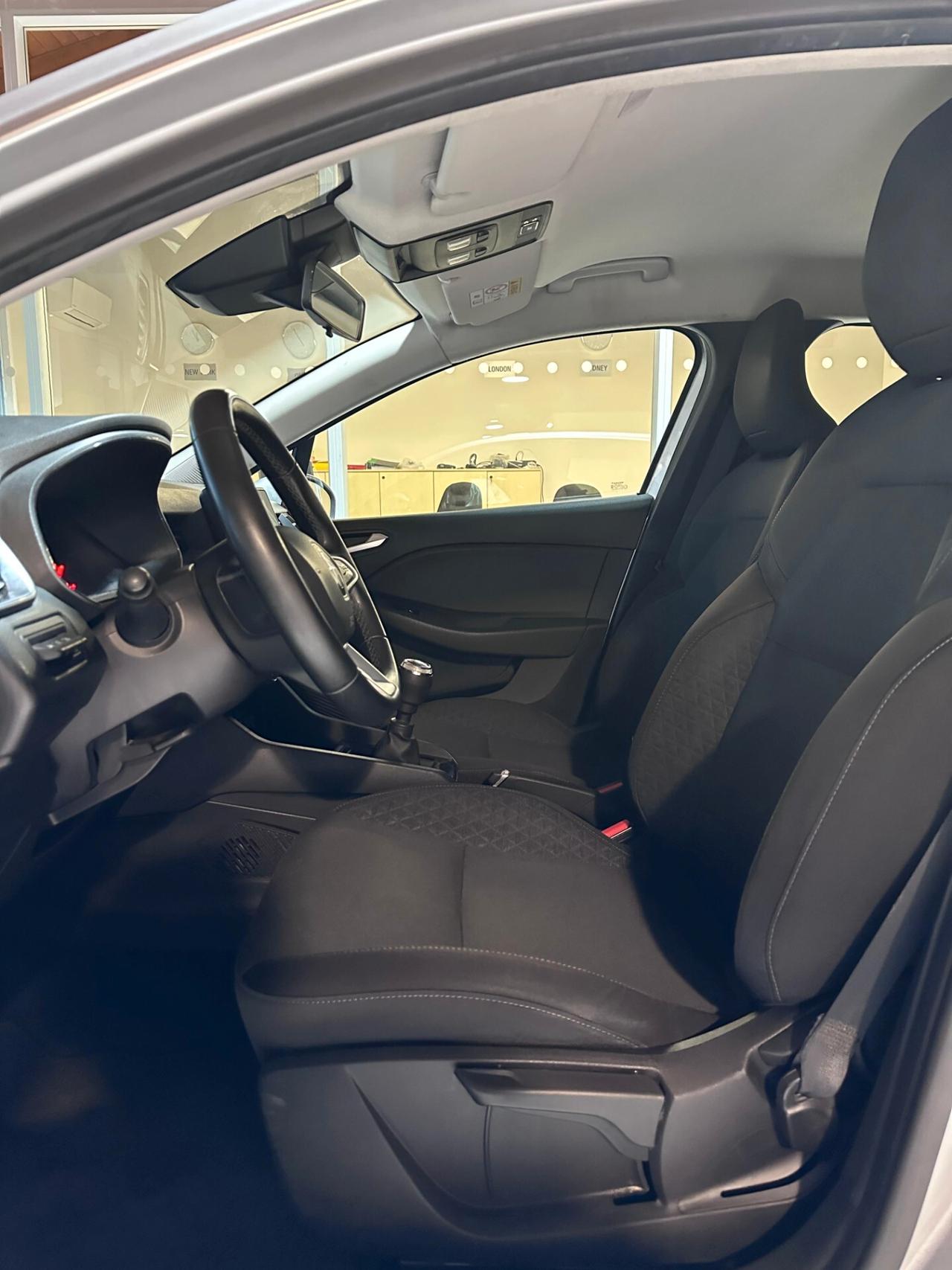 RENAULT CLIO BLUE DCI 100 CV 5 porte Evolution OK NEOPATENTATI