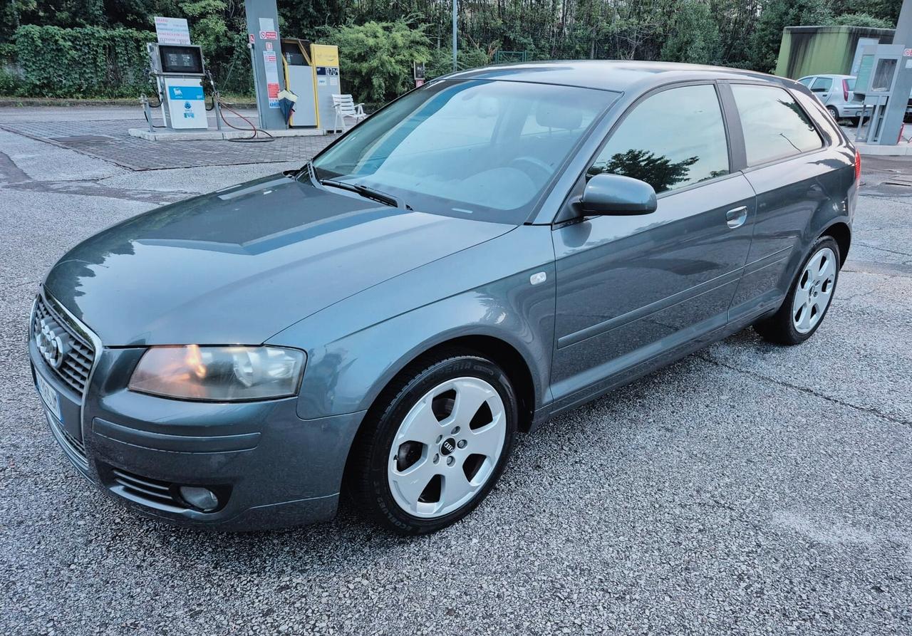Audi A3 1.6 16V FSI Ambition NEOPATENTATI