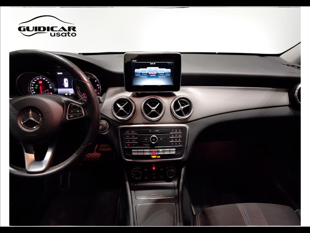 Mercedes-Benz CLA Shooting Brake - X117 - CLA Shooting Brake 220 d Sport a