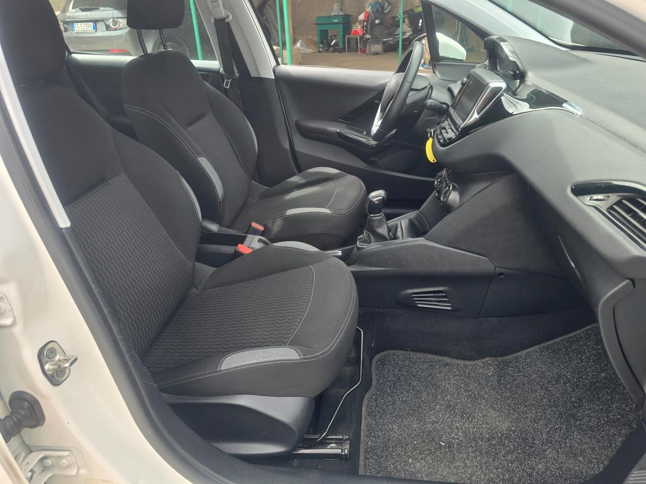 Peugeot 208 1.2GPL economica full nuova 2016