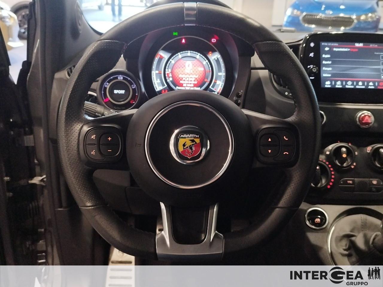 ABARTH 595C 1.4 t-jet 165cv