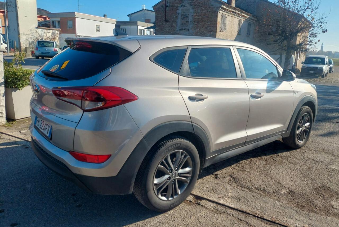 HYUNDAI TUCSON 1.6 132 CV BENZINA - MANUALE