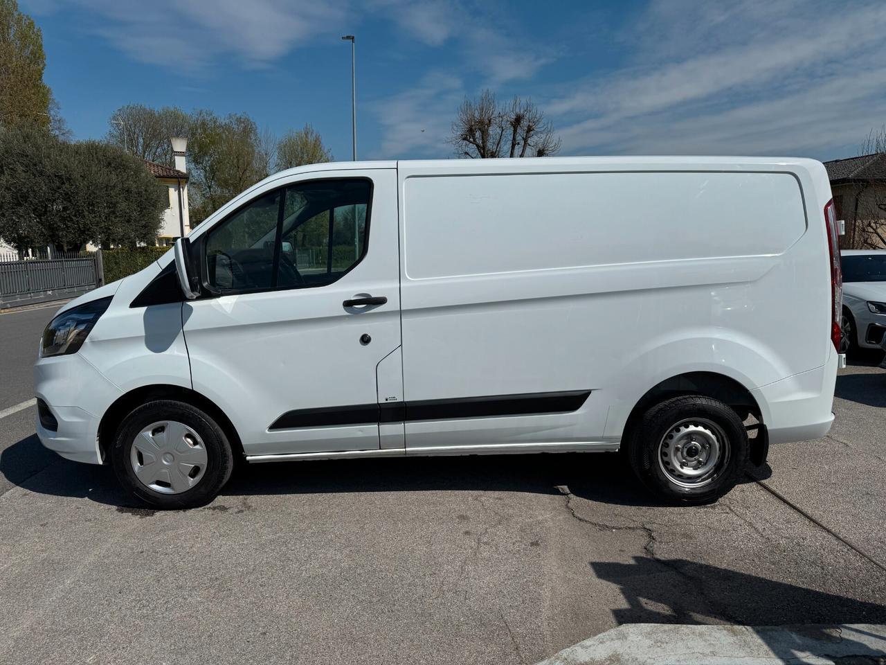 Ford Transit Custom 300 2.0 EcoBlue 130 PC Furgone Titanium