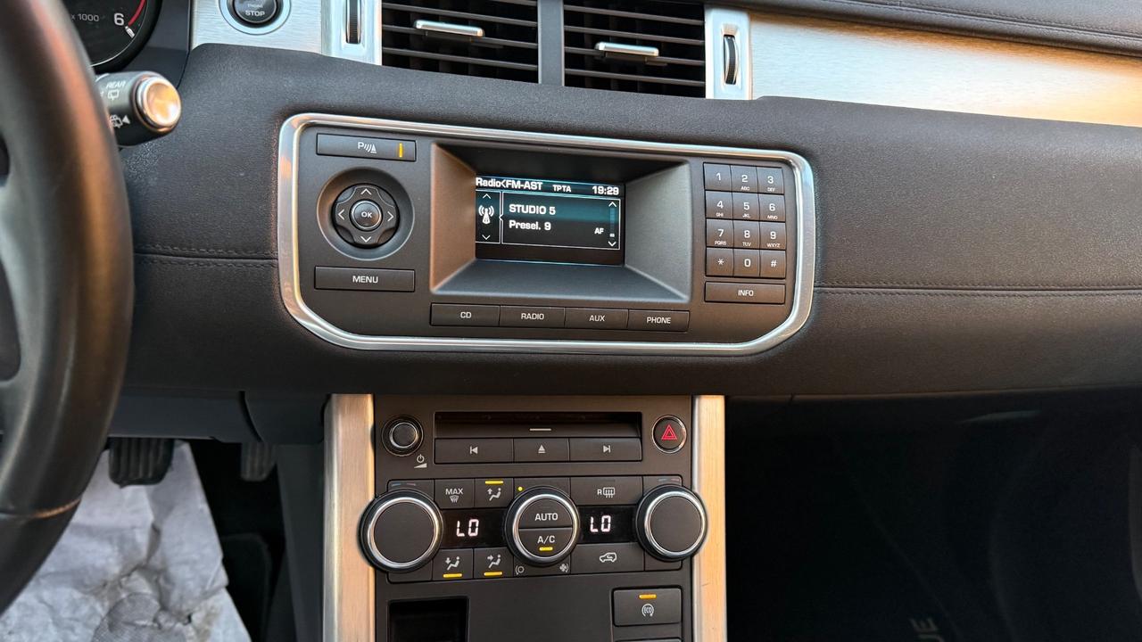 Land Rover Range Evoque 2.2 TD4 5p. Prestige