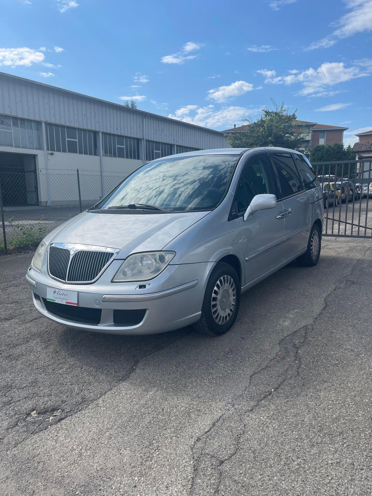Lancia Phedra 2.0 MJT 136 CV Platino