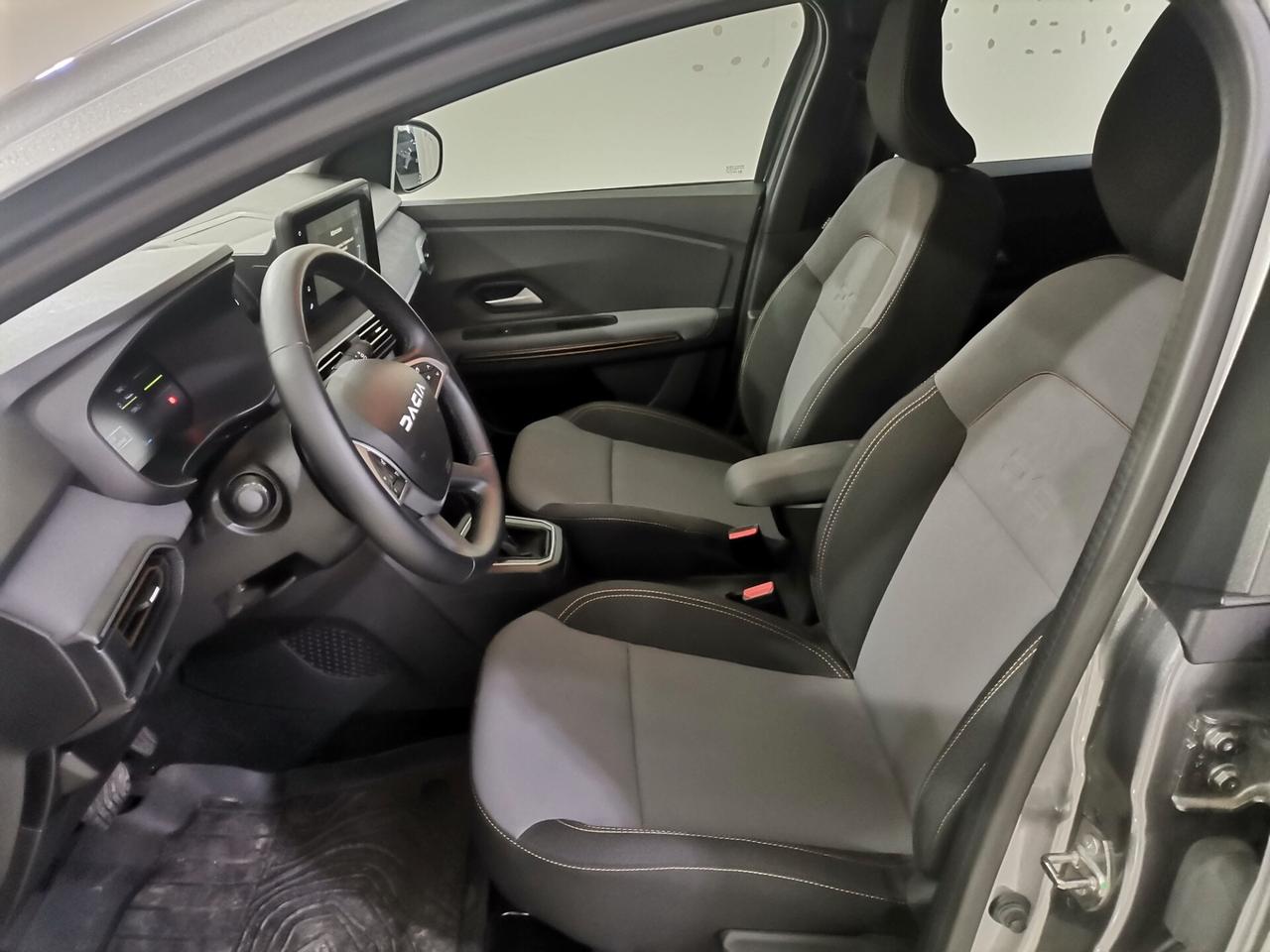 Dacia Jogger 1.6 Hybrid 140 7 posti Extreme Up