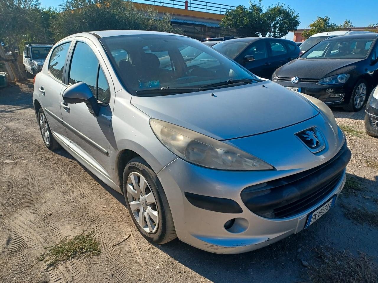 Peugeot 207 1.4 88CV 5p. ONE Line