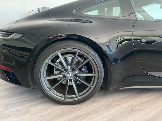 PORSCHE 992 CARRERA T