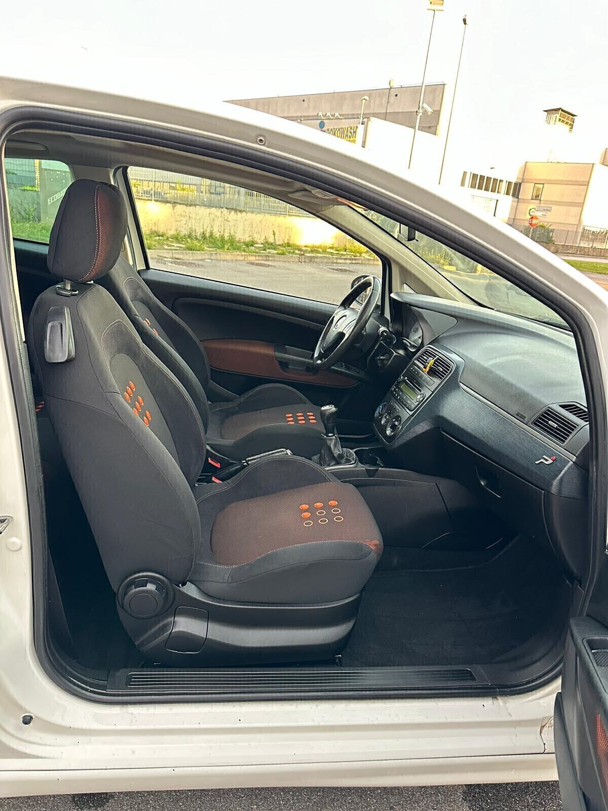 Fiat Grande Punto 1.4 3 porte Dynamic