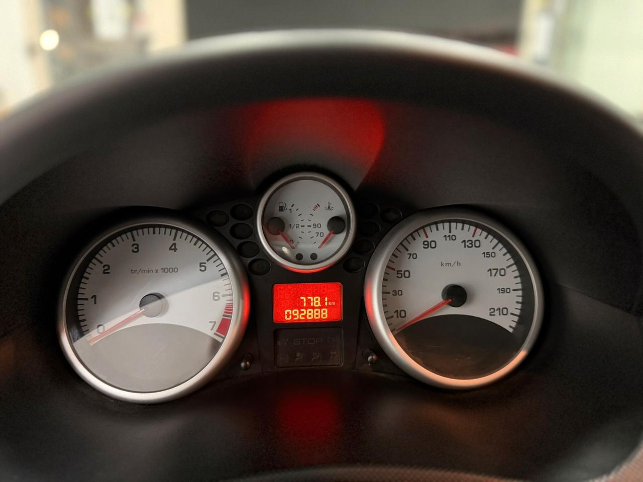 Peugeot 206 1.1B 92.000KM 2009