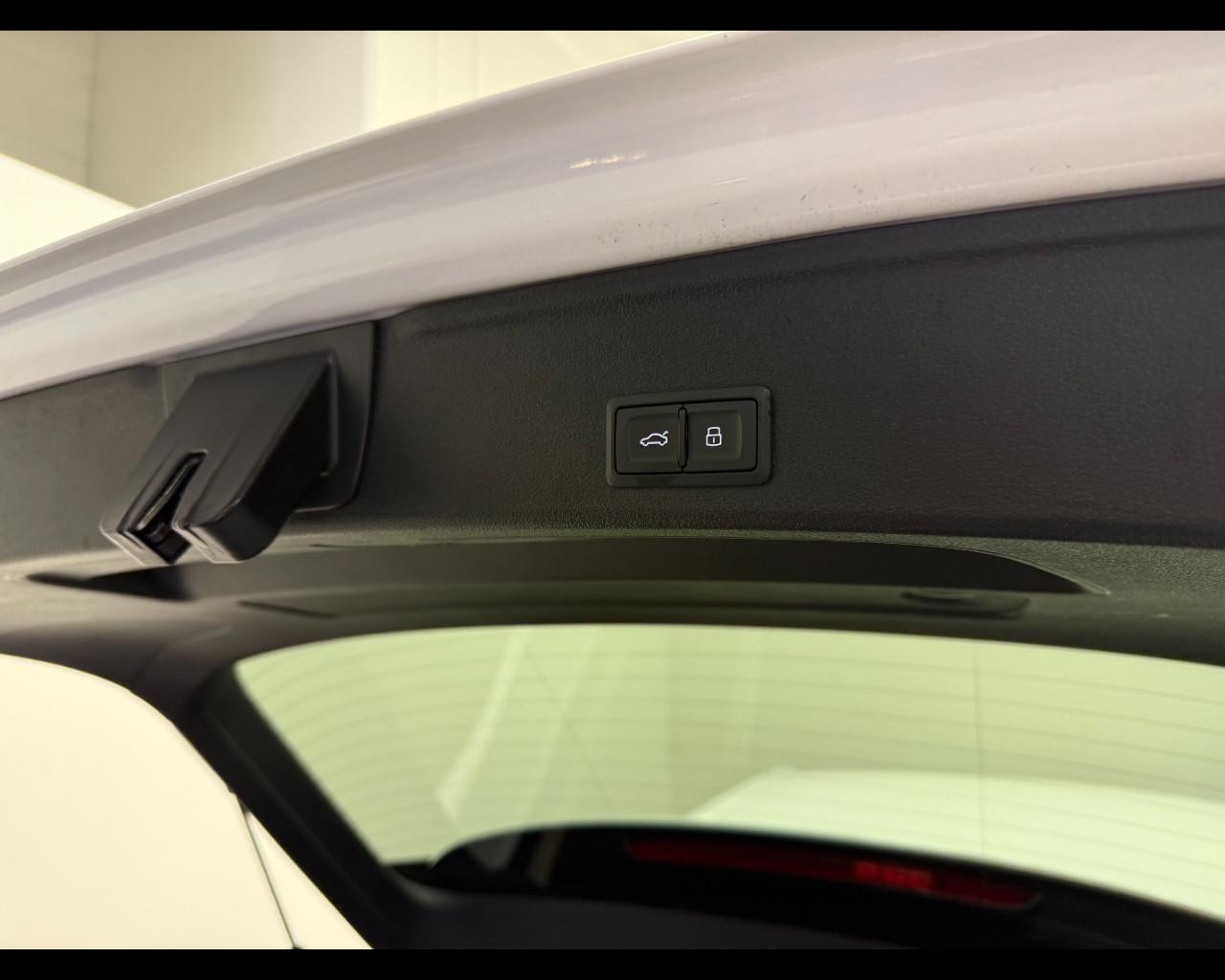 AUDI A4 AVANT 40 TDI MHEV S LINE EDITION QUATTRO S-TRONIC