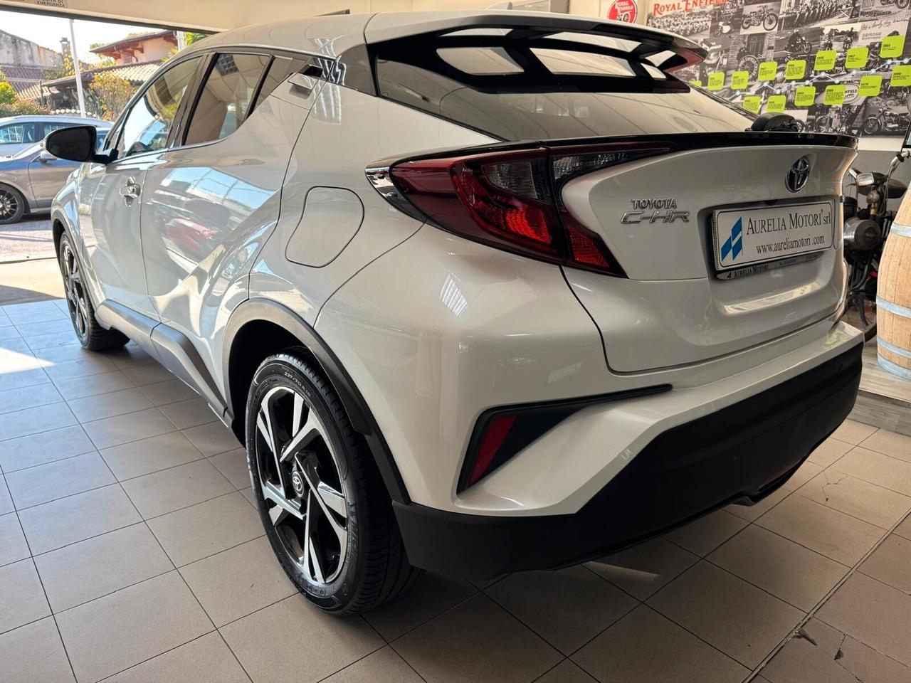 Toyota C-HR 1.8 Hybrid E-CVT Trend UNICOPROPRIETARIO SEMPRE TAGLIANDATA PARI AL NUOVO